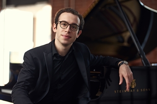 Nicolas Namoradze